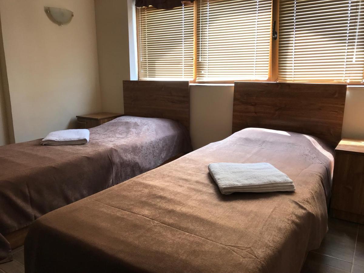 Family Hotel Akra チェルノモレツ エクステリア 写真